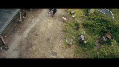 {\an8} [Zach] Um, I... I was thinking
{\an8} we could procure - The Man Who Fell to Earth