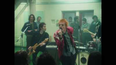 ♪ ...anarchy - Pistol