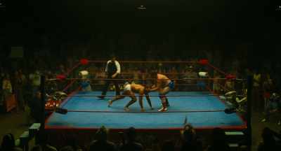 And a devastating shot
to the lower back
puts Kevin on the mat. - The Iron Claw