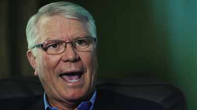 And a few minutes later,
he comes back - 35 Serial Killers the World Wants to Forget