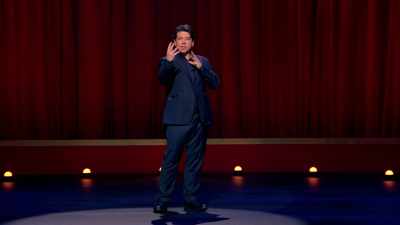 And a great... a great distance - Michael McIntyre: Showman