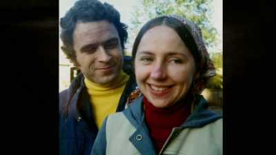And she accepted it
very quietly, - Ted Bundy: Falling for a Killer