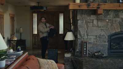 And again I question your
supposed four-star service. - Trapped in the Rocky Mountains