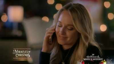  And you agreed to drinks? - Time for Me to Come Home for Christmas