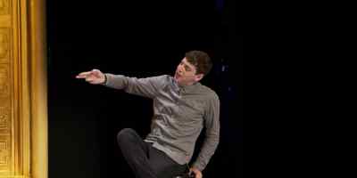 And AJ didn't say,
"We had Santa Claus." - Alex Edelman: Just for Us