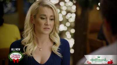 And Alex and I
made an agreement, - The Mistletoe Secret