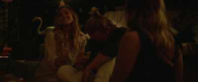 And... all around
a really great neighbor. - Ingrid Goes West