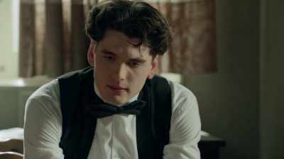 And all this time,
I've been hating Gigi - Grand Hotel