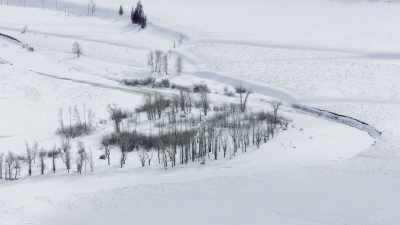 And alone on this
tiny stretch of open water, - Epic Yellowstone