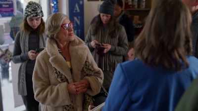 And also... Mildred
was telling me - Round and Round