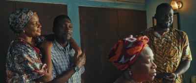 And also yam porridge, so I bought yam. - A Danfo Christmas