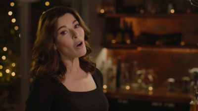 And, although I often
make a passionfruit pavlova, - Nigella: At My Table