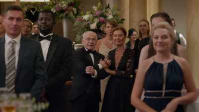 And Anna is wearing
the Rosé diamond, - A Paris Proposal