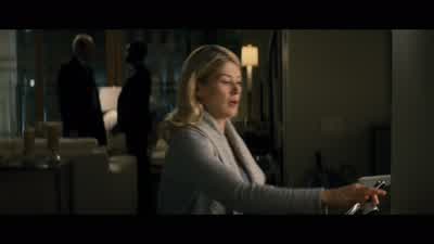 This is HelenREACHER I'm guessing the police are thereYepBy your response I'm guessing I have about 30 secondsbefore you hand them the phoneIf thatIf you believe someone could frame Barryou have to believe they could do the same to meI suppose that's - Jack Reacher
