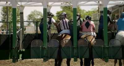 And they are all in the start gate. - Lean on Pete