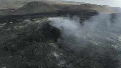 And around the caldera - Prehistoric Planet