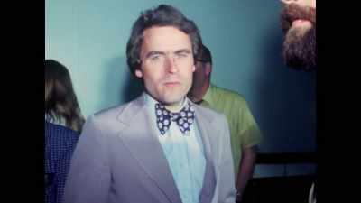 And at that moment
I realized - Ted Bundy: Falling for a Killer