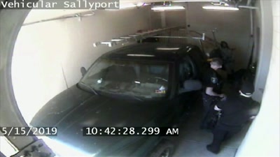 And at that point he gave me
an indication. - Killers: Caught on Camera