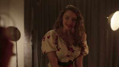 And... beautiful. - The Last Tycoon