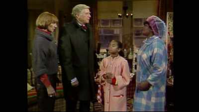 And behind her back,
she was holding the only thing - Punky Brewster