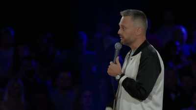 And being a contractor,
that's a great job to have. - Nate Bargatze: Hello World