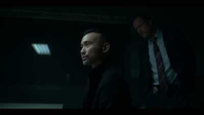 - And she called 911.
- Help me! - Lost Girls
