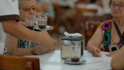 And it came to Mexico
via, yep, Veracruz. - Eva Longoria: Searching for Mexico