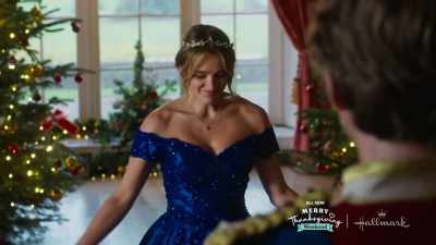And Campbell... - A Royal Corgi Christmas