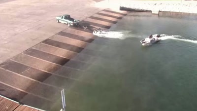 And you can actually see
a white cylindrical object - Killers: Caught on Camera