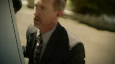 And can you imagine
how heavy this thing is? - History's Greatest Heists with Pierce Brosnan