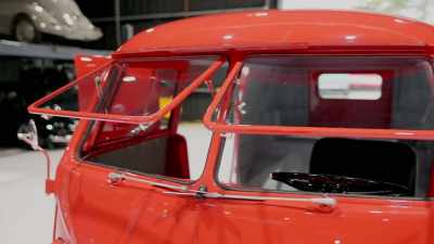 And you can just
roll in in that thing - Shorty's Dream Shop