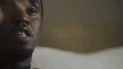 And we can't even hear ourselves perform
because they're singing and chanting. - Biggie: I Got a Story to Tell