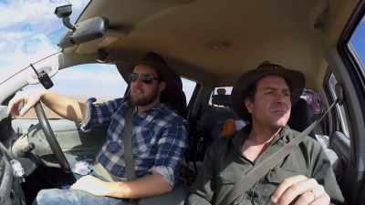 And they can't wait
to get back on the hunt. - Outback Opal Hunters