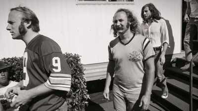 * And carry on... * - David Crosby: Remember My Name