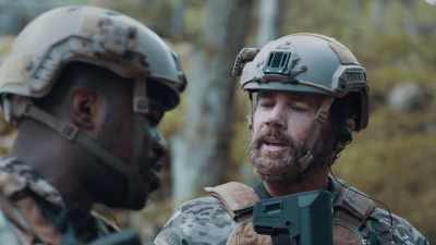 - And chew on it.
- I don't wanna hear - Alien Warfare
