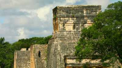 And Chichen Itza might also
hide a secret of its own. - Lost Treasures of the Maya