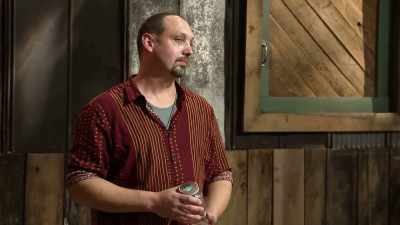 And you come
to a coffee contest, - Moonshiners: Master Distiller