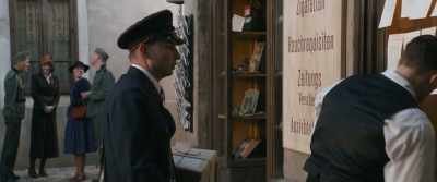 And crushes everything..."
What's that supposed to mean? - The Tobacconist