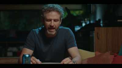 And he didn't want me
to mess up my life. - Crazy Fun Park
