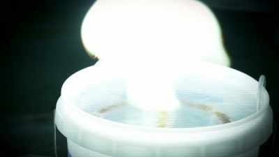 and-discharges-around-a-billion-volts - Strange Evidence