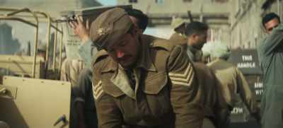 - And do you know parachutes, Sir?
- Do you know parachutes... - SAS: Rogue Heroes