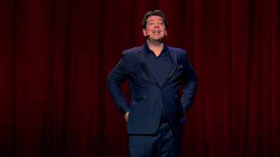 And you do this with your bottom,
you select your bottom, - Michael McIntyre: Showman