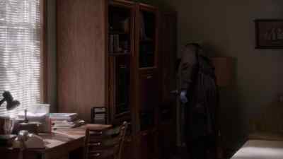 And does this look like
Mr. Westerfeld? - The Americans