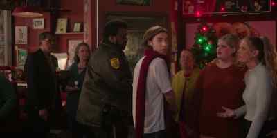 And he doesn't have a heart-- - Hot Frosty