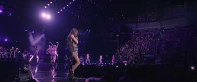 - And it don't matter who you
hurt or kill in the process? - Olivia Rodrigo: GUTS World Tour