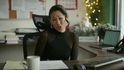 And Drake's humor
is, mm, debatable. - Cloudy with a Chance of Christmas
