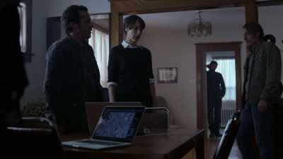 - And Dunne's not gonna
part with a single cent - Taken