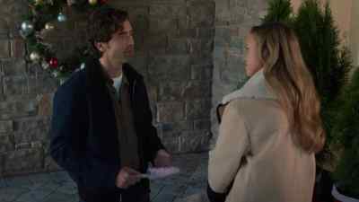 And every Christmas, his
life got turned upside down - Confessions of a Christmas Letter