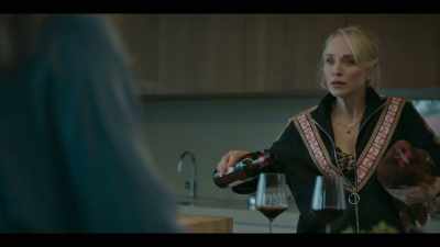 And Evie is trying to get her kid
back from her parasite husband. - The Unusual Suspects