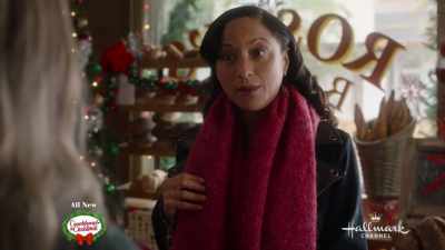 And feel no pressure, - A Royal Queens Christmas